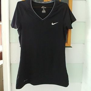 EUC nike fitted tee